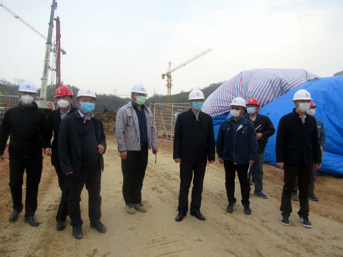 皖能環(huán)?？偨?jīng)理張為義到安徽電建一公司合肥龍泉山項(xiàng)目調(diào)研疫情防控和復(fù)工復(fù)產(chǎn)工作