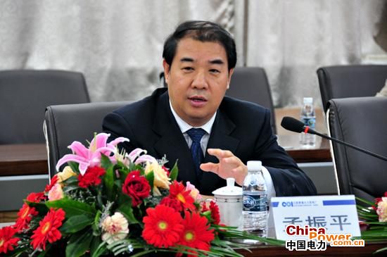 孟振平談國(guó)有企業(yè)：要扛起國(guó)企政治責(zé)任，旗幟鮮明講政治