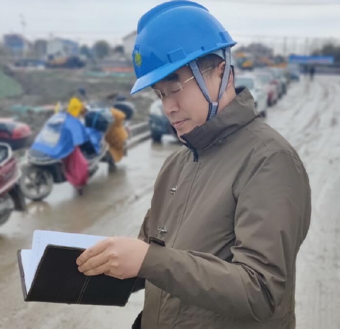 在電力線路設計的道路上精彩前行——記如東永晟實業(yè)有限公司電力線路設計組組長、電力工程技術工程師汪建軍