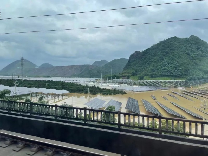 地面電站秒變漂浮電站，又一光伏電站被水淹！