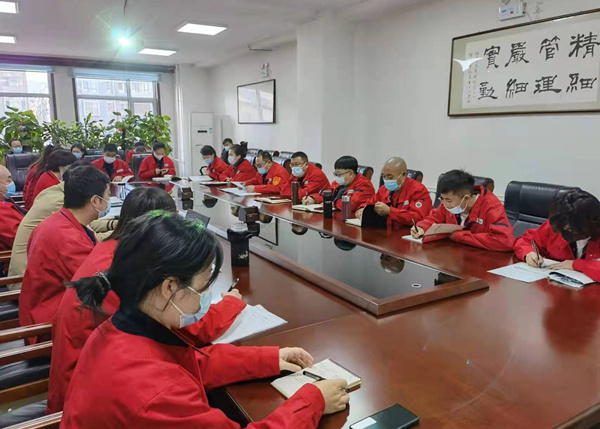 烏海市千里山供電公司：宣貫《車輛管理標(biāo)準(zhǔn)》，加強(qiáng)車輛日常管理