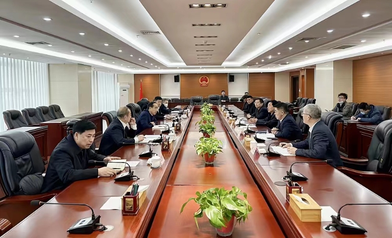 中國能建黨委副書記、總經(jīng)理孫洪水與丹東市市長郝建軍會談