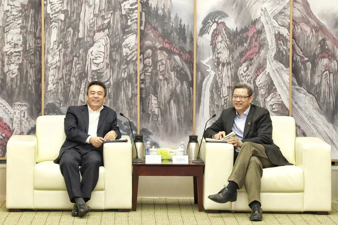 國家電投黨組書記、董事長(zhǎng)錢智民會(huì)見哈電集團(tuán)黨委書記、董事長(zhǎng)曹志安