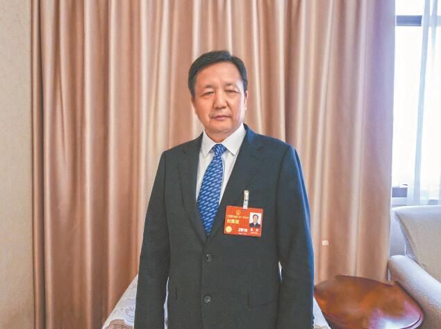 新型電力系統(tǒng)建設為電力裝備制造業(yè)帶來新機遇——訪全國人大代表，全國工商聯(lián)副主席，特變電工股份有限公司黨委書記、董事長張新