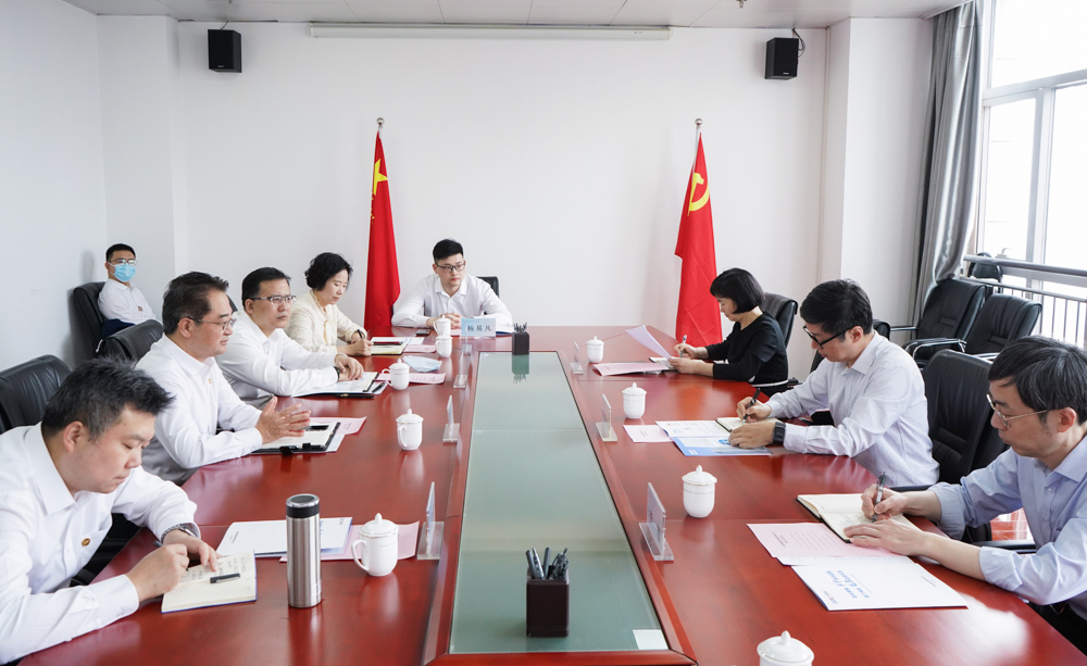 中國能建黨委常委、副總經(jīng)理吳云與國家能源局華中監(jiān)管局黨組書記、局長任育之會談