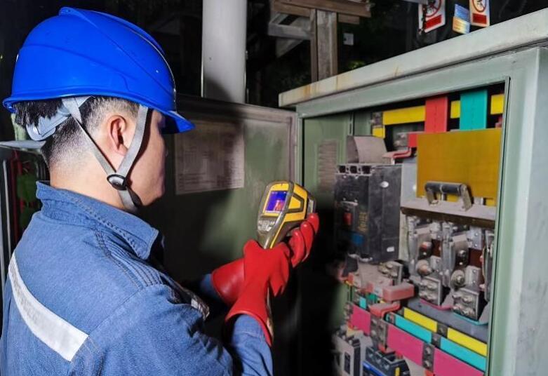 深圳供電局消除67條線路、237臺(tái)配變重滿載風(fēng)險(xiǎn)