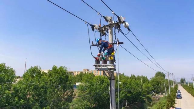 國(guó)網(wǎng)安陽(yáng)供電公司一次綜合檢修力?！?年0跳”