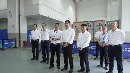 華能集團(tuán)有限公司總經(jīng)理、黨組副書記鄧建玲到云南分公司調(diào)研