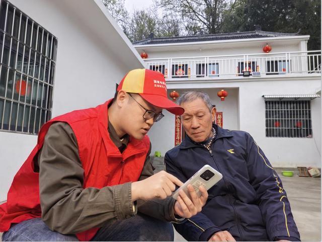 村網(wǎng)共建，讓村里老人生活更方便!