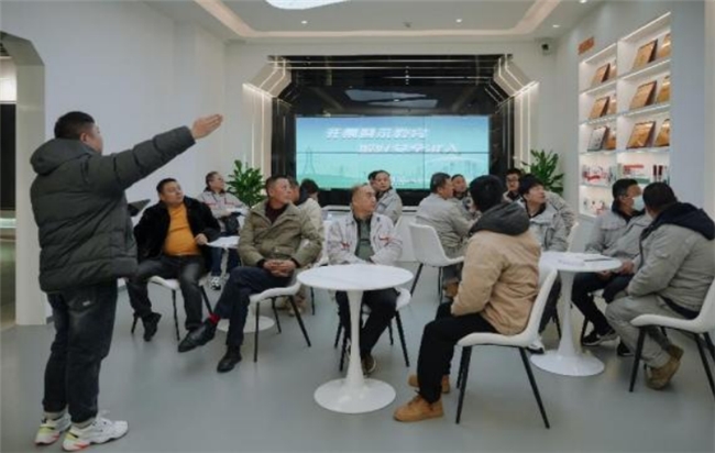 怡能集團(tuán)以沉浸式安全教育，為電力施工準(zhǔn)入賦能