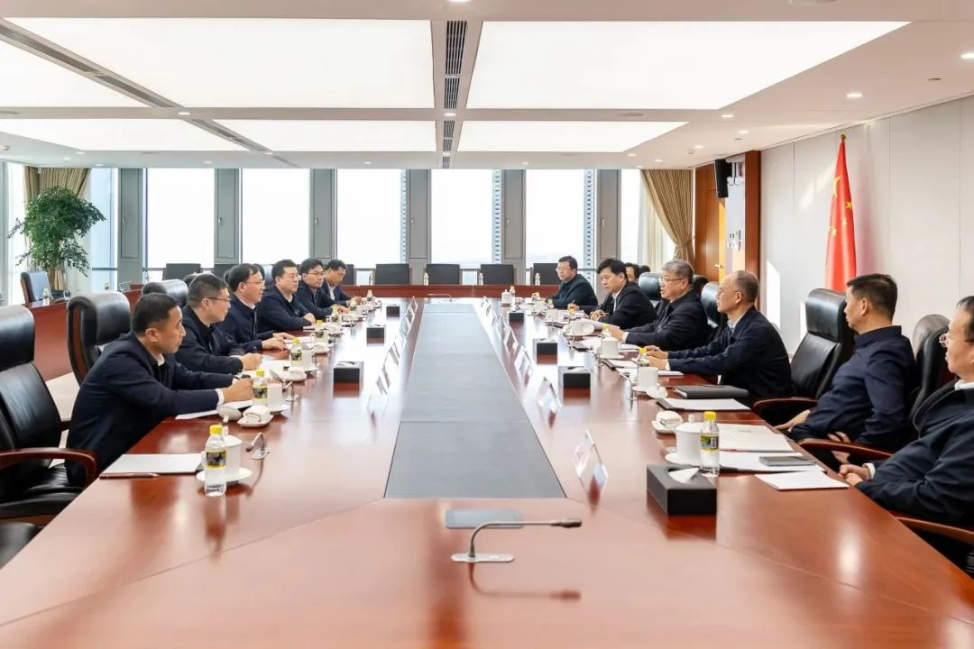 國家能源集團(tuán)黨組書記、董事長劉國躍與中國大唐黨組副書記、總經(jīng)理張傳江會(huì)談