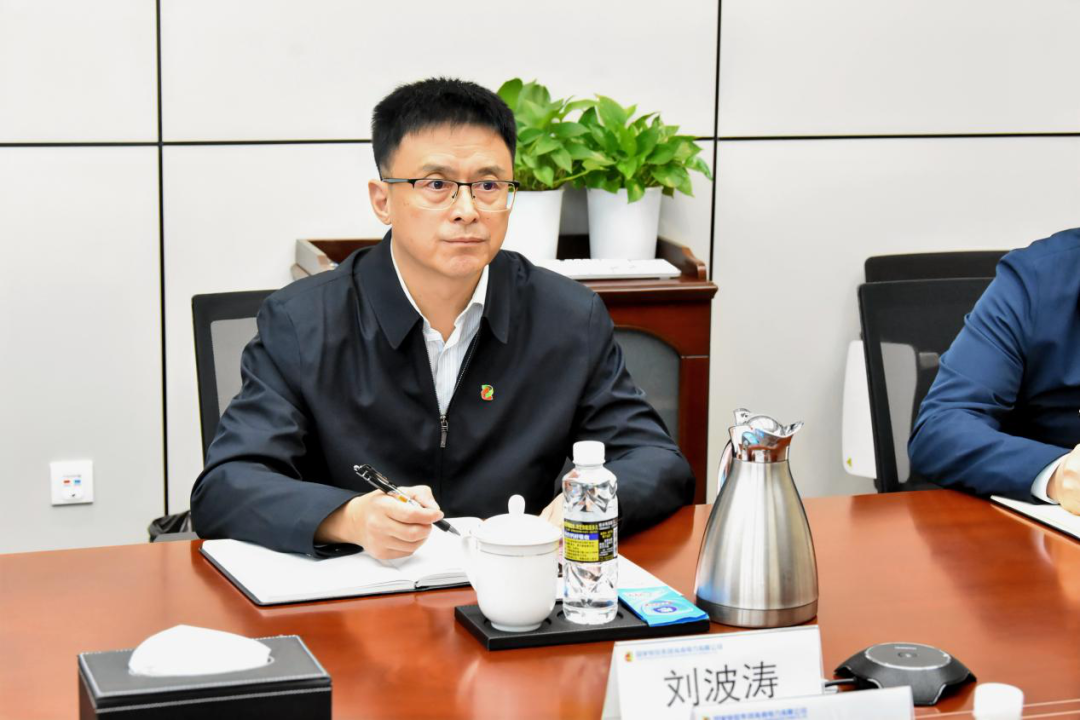 國家電投海南公司黨委副書記、總經(jīng)理劉波濤會見中國電能成套設(shè)備有限公司黨委副書記、總經(jīng)理懷文明